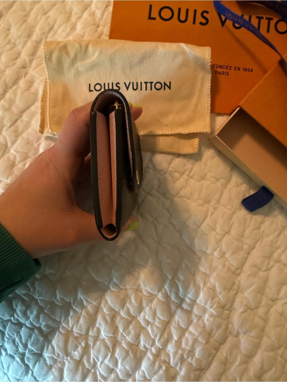 Louis Vuitton Monogram Compact Card Wallet - Picture 4 of 7